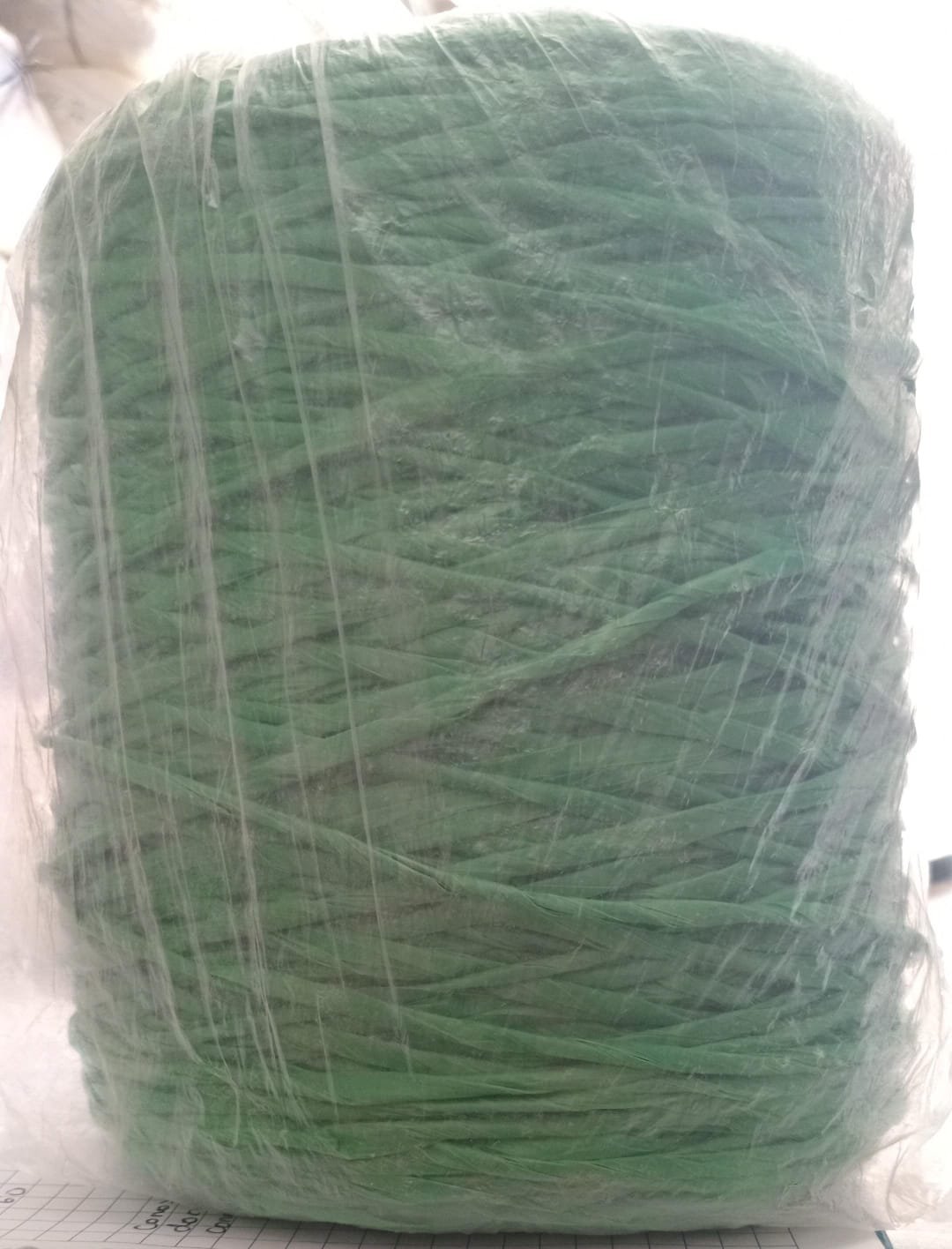 Rafia de Conos Torcida