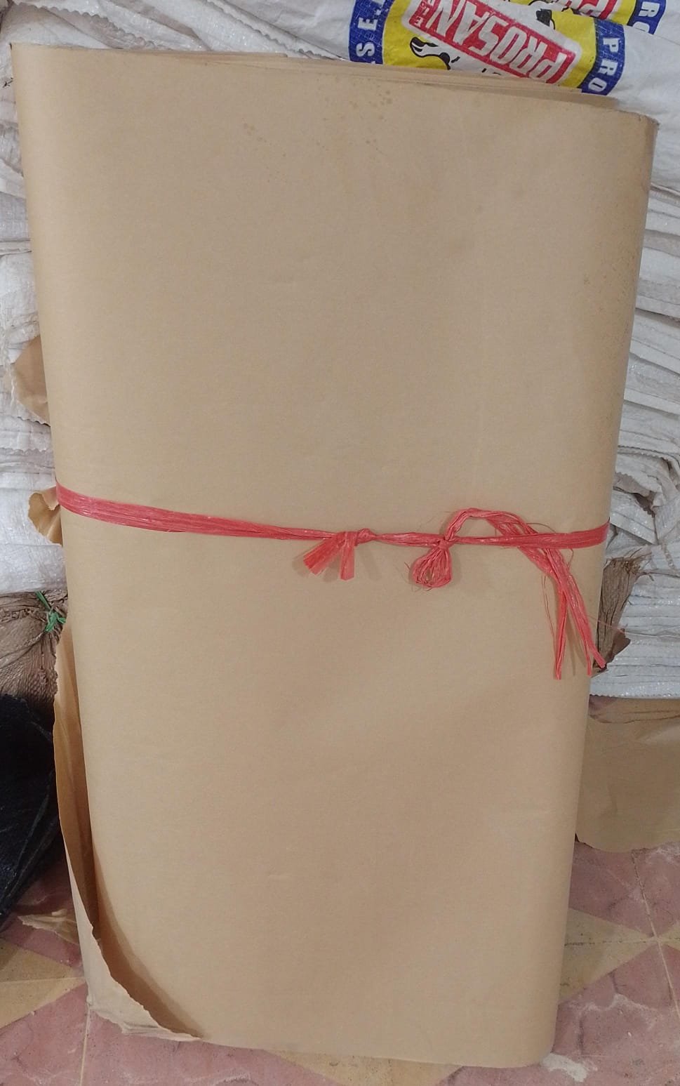 PAPEL PLIEGO PEQUEÑO 50*50 PAQUETE